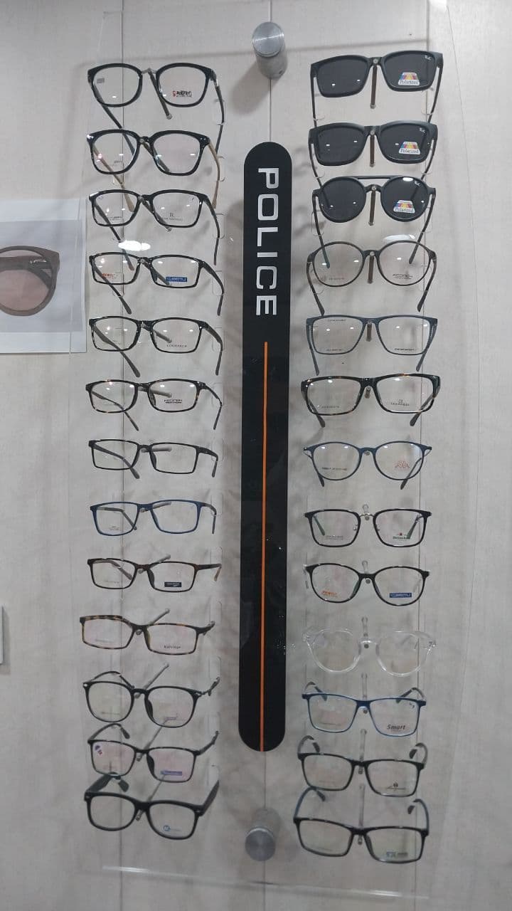 Optometrist Taktam Jahaniyan - Image 2
